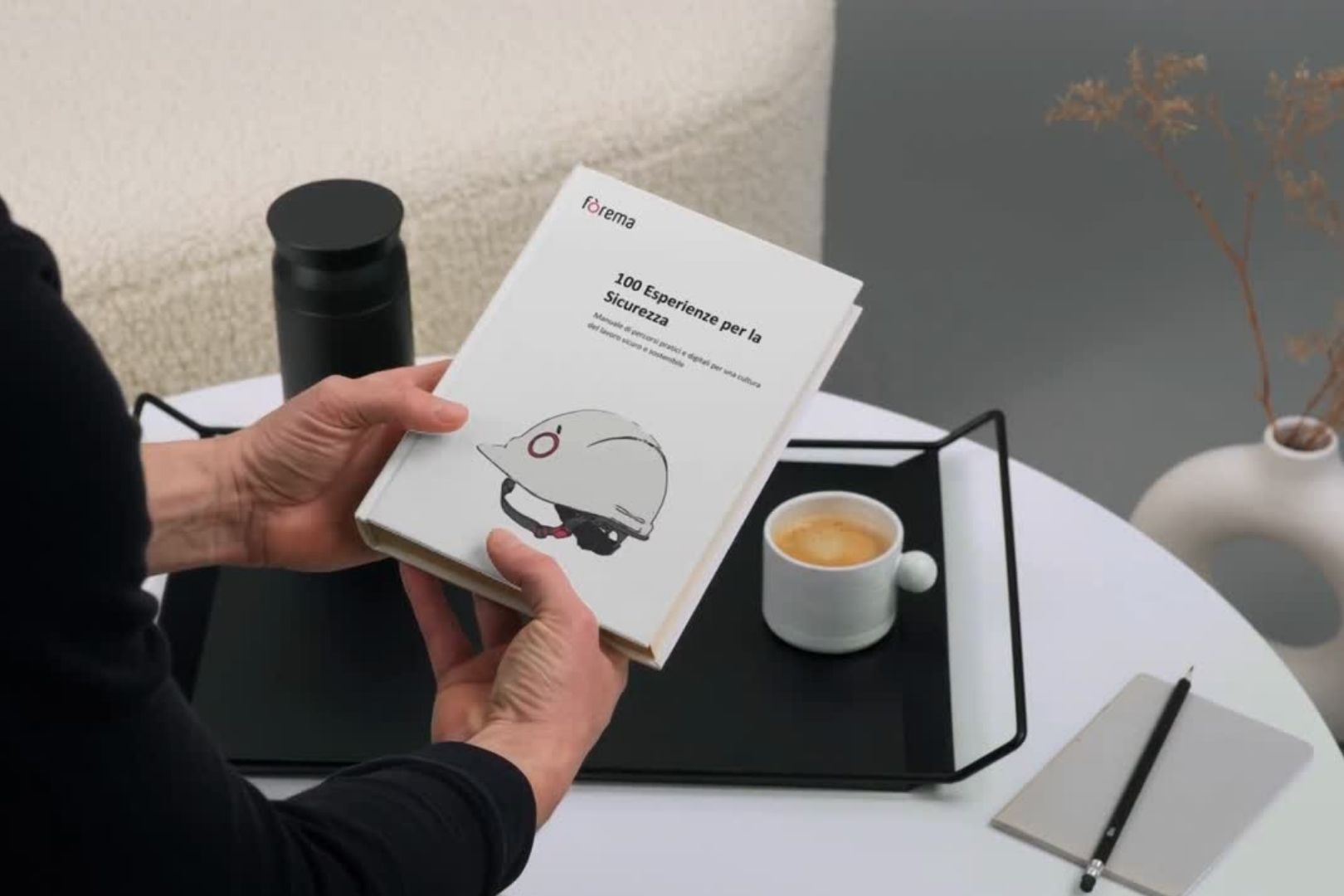 Immagine copertina Dalla formazione in aula alle esperienze immersive: sicurezza, digitale e ESG nel nuovo manuale Fòrema